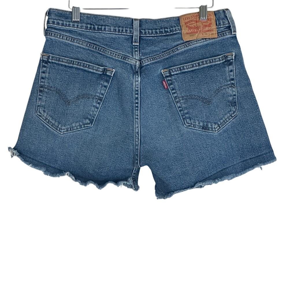 Levi's 505 Jean Shorts Womens 32 Blue High Rise Raw Hem Casual Rockabilly - Picture 2 of 5